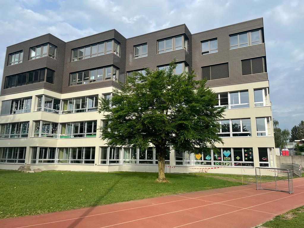 Primary School Richterswil-Samstagern - Richterswil