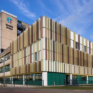Duurzame zonwering voor Rijnstate Ziekenhuis Arnhem