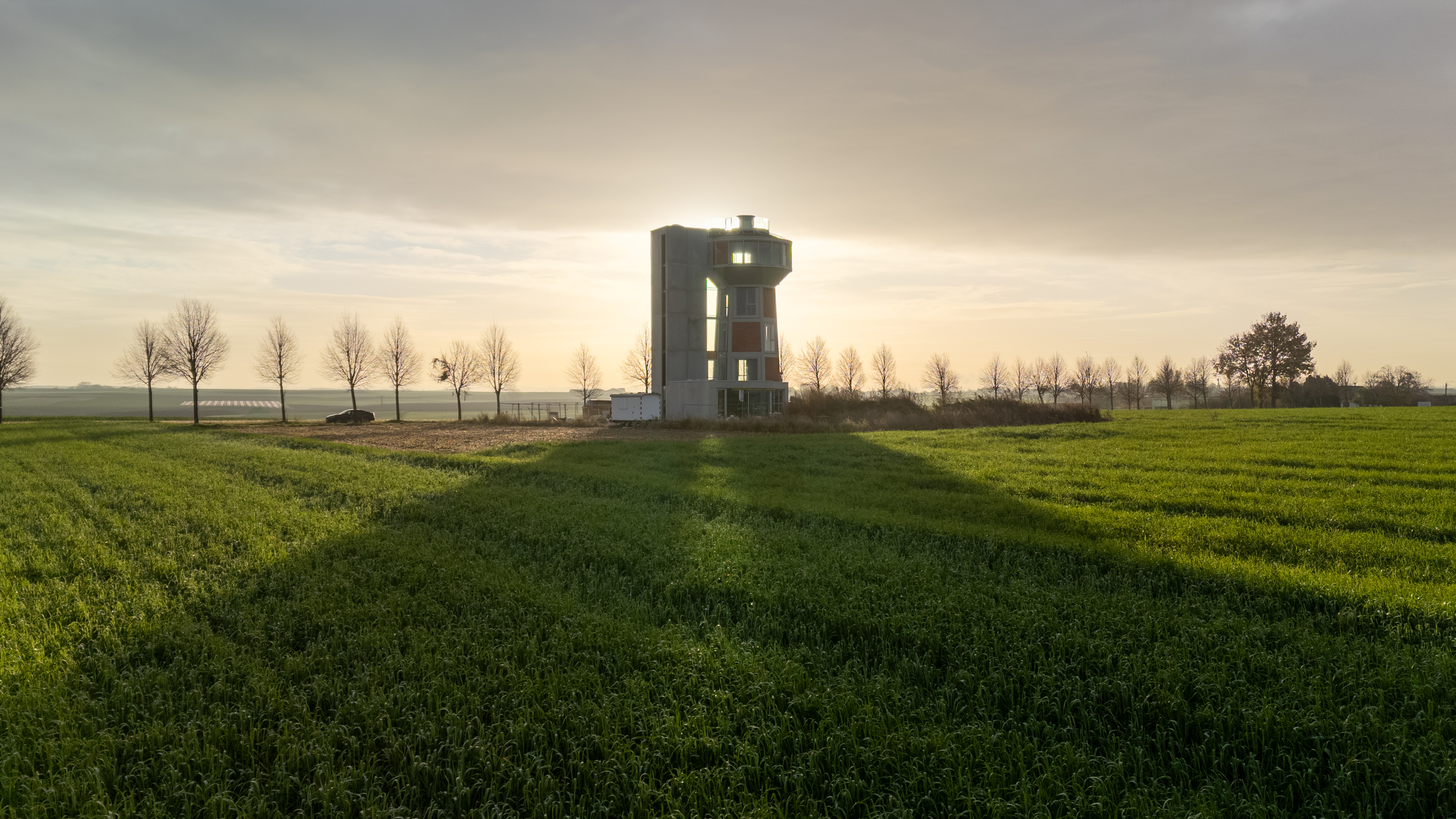 From historic landmark to sustainable B&B: ventilation installation in the Riemst water tower