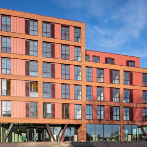 De Toerist Breda: Industrieel wonen met stille ventilatie in een dynamische omgeving